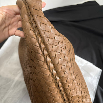 Bottega Veneta Hobo Maxi Milk Chocolate Brown leather 50cm