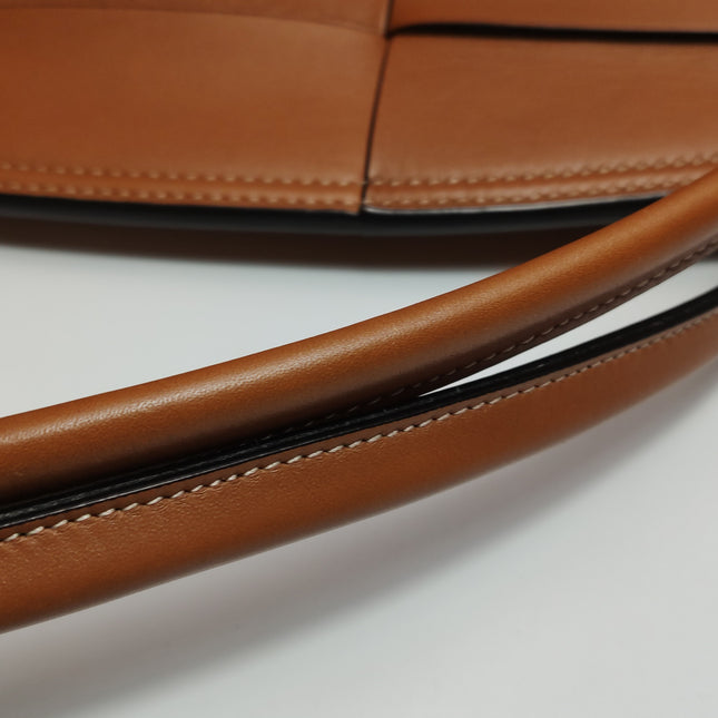 Bottega Veneta Arco Tote Bag Medium Tan Brown Leather 33