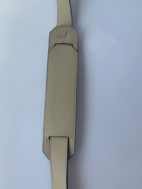 Sold Loewe Puzzle Crossbody Bag Medium Beige Leather