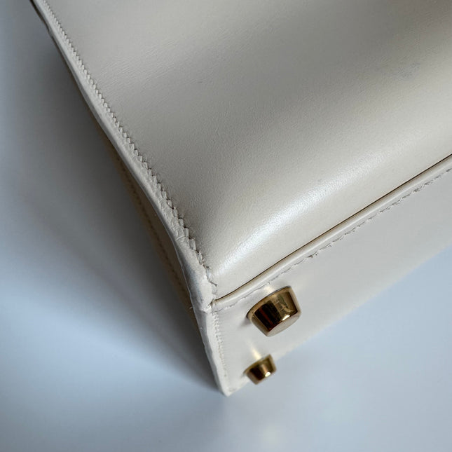 Hermes Kelly 28 Sellier Vintage White Box Leather Gold Hardware 1996