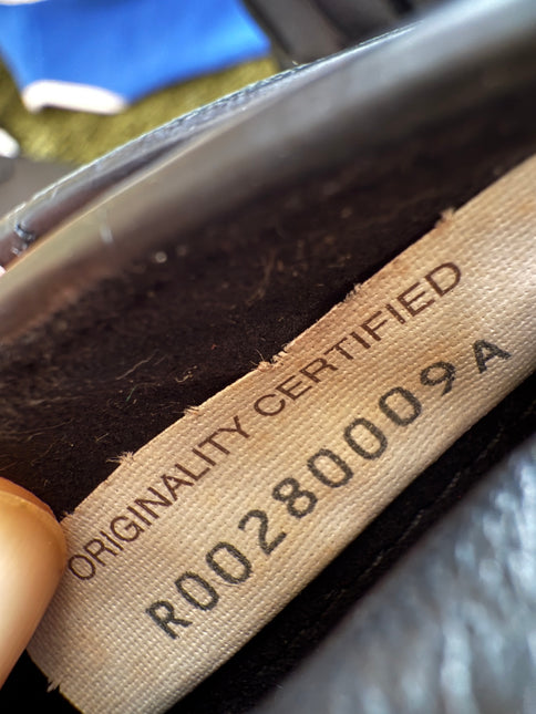 Bottega Veneta Andiamo Medium Black Intrecciato Leather Handbag