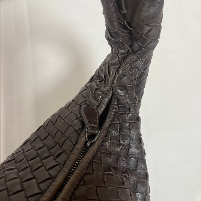 Bottega Veneta Veneta Hobo Intrecciato Dark Chocolate Brown Medium Lambskin Leather 47cm