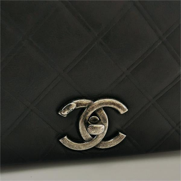 Chanel CC Matelasse Medium Black Calfskin Leather Single Flap Bag Silver Hardware