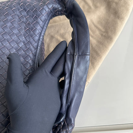 Bottega Veneta Belly Hobo Intrecciato Lambskin Leather Navy 5077 Medium 40cm