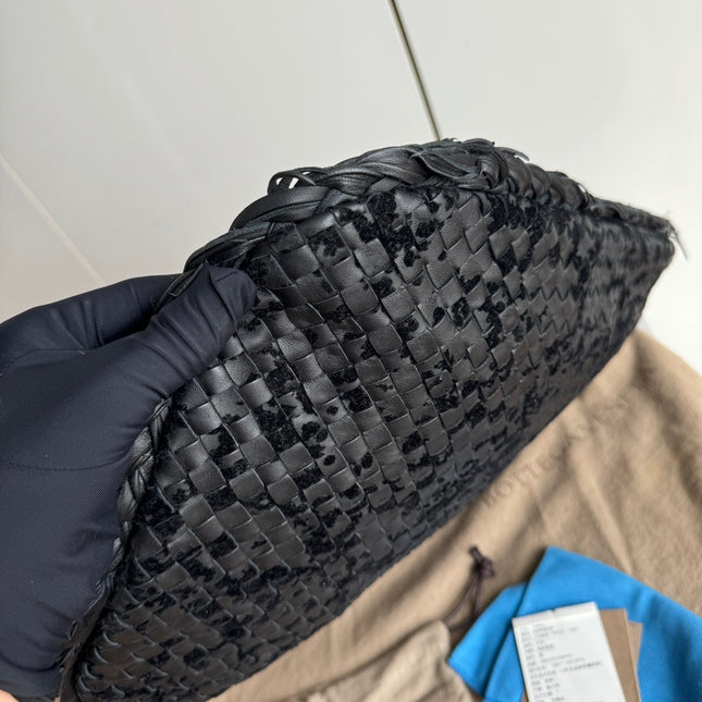 Sold Bottega Veneta Veneta Hobo Medium Leather and Velvet Black 47cm