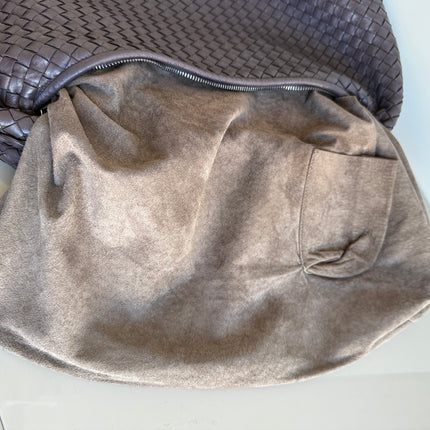 Bottega Veneta Veneta Intrecciato Hobo Bag Large Dark Chocolate Brown Lambskin leather 47cm