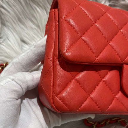 Chanel Classic Flap Mini 2019 Red Lambskin Leather Gold Hardware