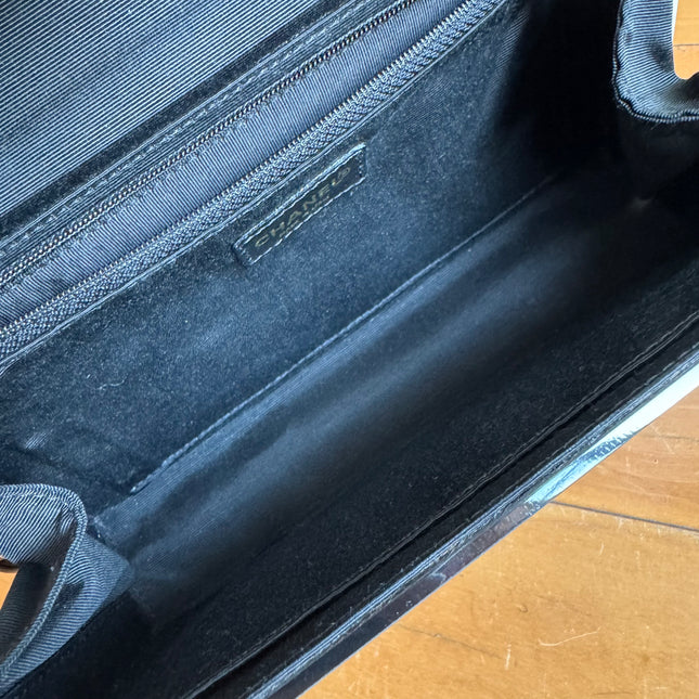 Chanel Acrylic Flap Small Two-tone Black and White Shoulder Bag