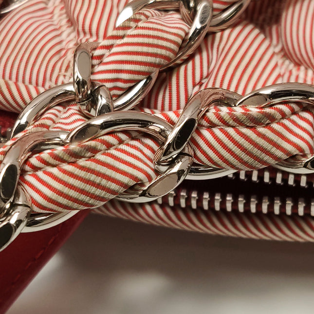 Chanel Bubble Chain Striped Quilted Flap Bag Red/White Tote