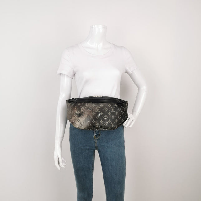 Sold Louis Vuitton Bumbag 2019 Monogram Galaxy Discovery Black