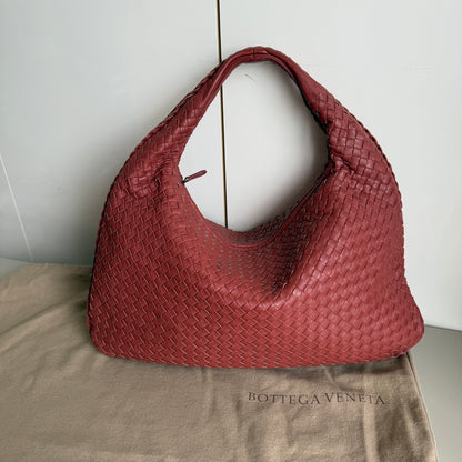 Bottega Veneta Veneta Hobo Medium Brick Red Intrecciato Leather Bag 47cm