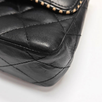 Chanel Classic Flap Medium Happy Stitch Cuir de veau vieilli noir Finitions dorées, 2015-2016