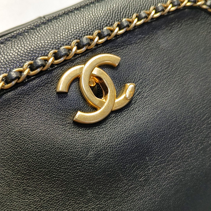 Chanel Lovely Chains Flap Bag Black Calfskin Leather Gold Hardware 2018-19