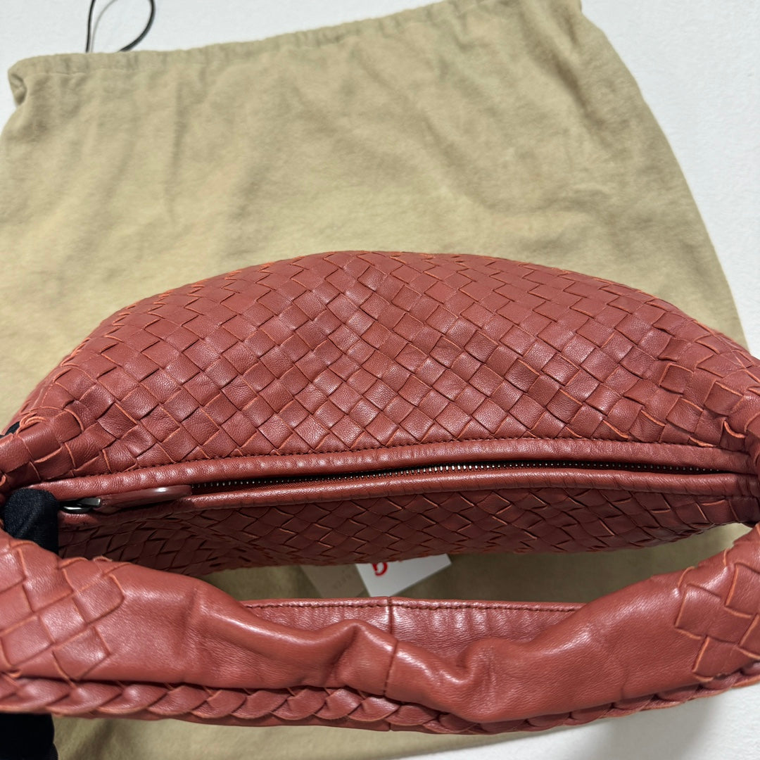 Bottega Veneta Veneta Hobo Small Burgundy 40cm Lambskin Leather