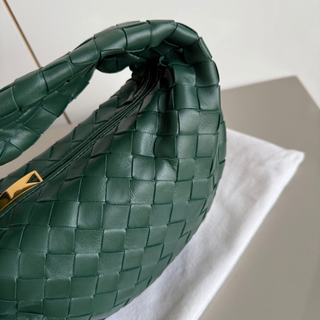 Bottega Veneta Jodie Mini Dark Forest Green Lambskin Leather Clutch Bag Never Worn