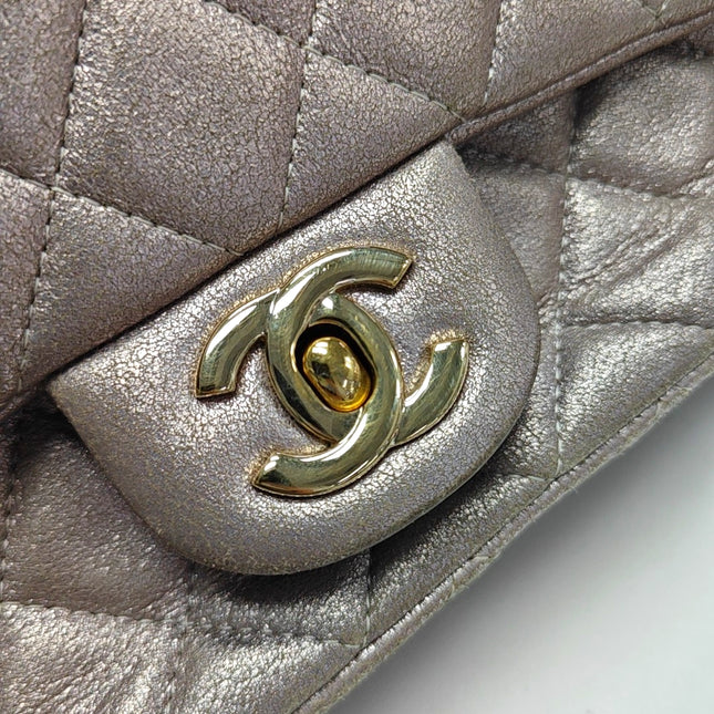 Chanel Classic Flap Mini Metallic Pink Lambskin Leather Gold Hardware