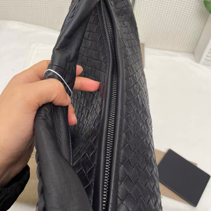 Bottega Veneta Hobo Maxi Midnight Navy Black leather 50cm