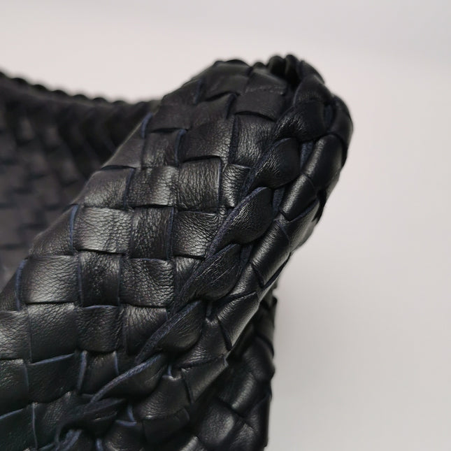 Bottega Veneta Hobo Maxi Midnight Navy Black leather 50cm