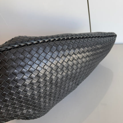 Bottega Veneta Intrecciato Hobo Bag Medium Black Leather 47cm