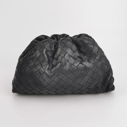 Bottega Veneta Pouch Large Intrecciato Black Calfskin Leather Clutch