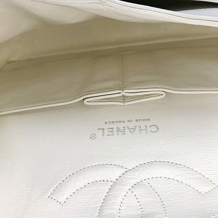 Chanel Classic Flap Medium 2008 White Caviar Leather Silver Hardware