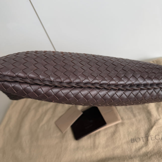 Bottega Veneta Hobo Bag Large Milk Chocolate Brown Lambskin leather 47cm