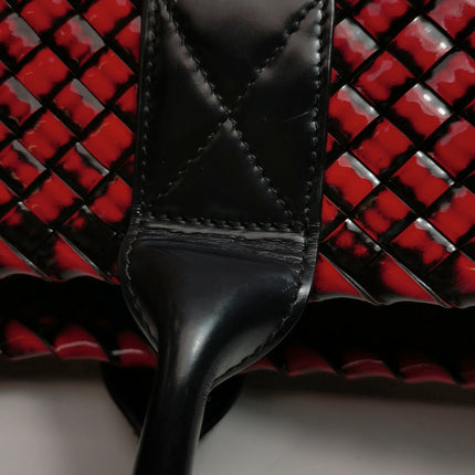 Bottega Veneta Cabat Large Intreccio Burgundy Patent Leather 40cm