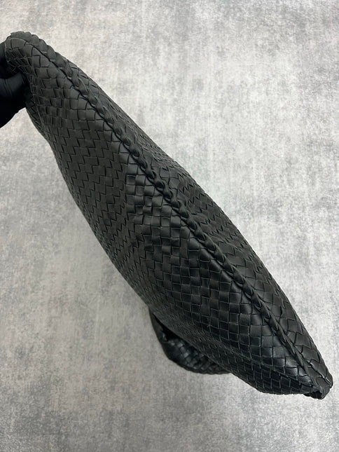 Bottega Veneta Veneta Hobo Maxi Black Leather 52cm