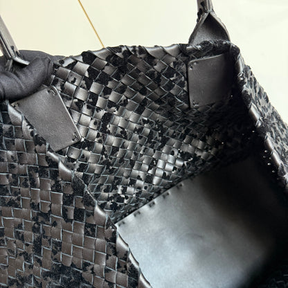 Bottega Veneta Cabat Large Intreccio Black Leather and Velvet 48cm