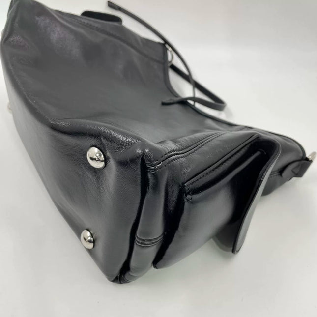 Louis Vuitton CarryAll Cargo Vibe PM Small Lambskin Leather So Black Shoulder Bag
