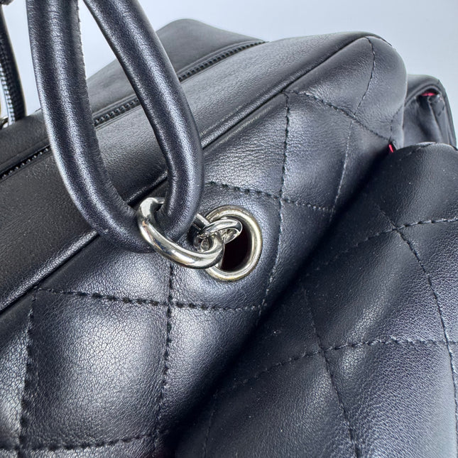 Sac Reporter Ligne Cambon Chanel en cuir de veau noir multipoches taille moyenne