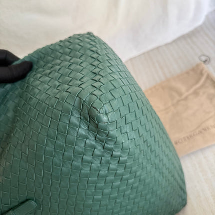 Bottega Veneta Cesta Shopper Tote Nappa Intrecciato Leather Dark Green Small