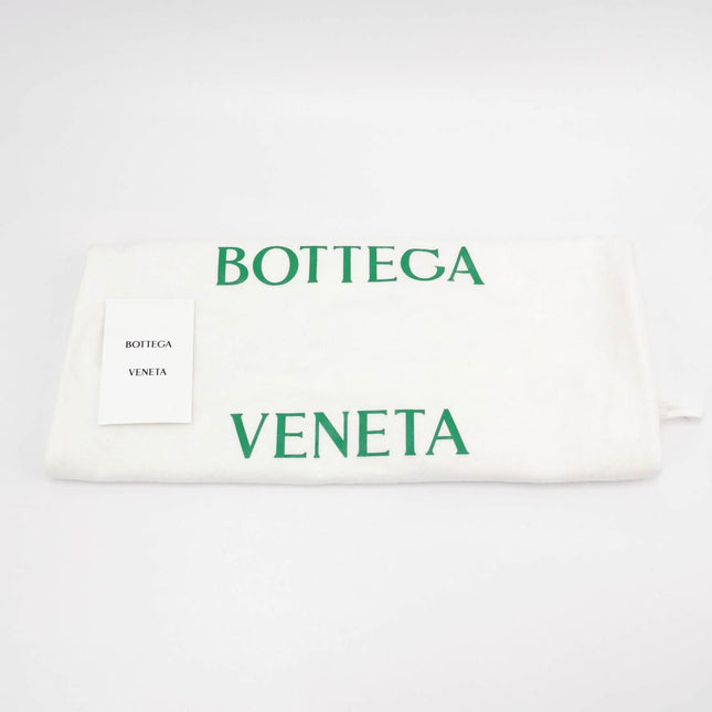Bottega Veneta Pouch Large Intrecciato White Lambskin Leather Clutch