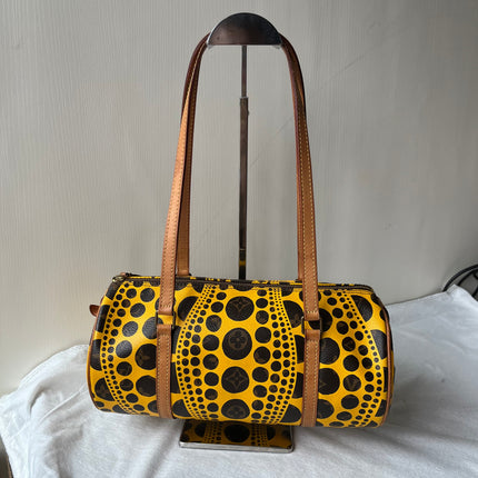 Sac à main Louis Vuitton x Kusama Papillon 28 à pois jaunes