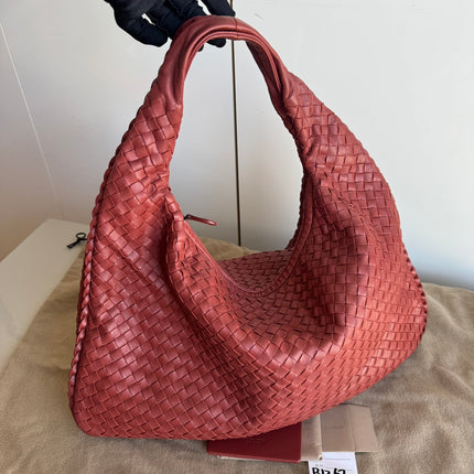 Sold Bottega Veneta Veneta Hobo Medium Brick Red Intrecciato Leather Bag 47cm