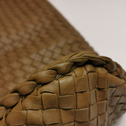 Bottega Veneta Veneta Hobo Maxi Milk Chocolate Brown Leather 52cm