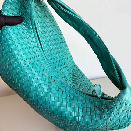 Bottega Veneta Veneta Hobo Maxi Green Intrecciato Leather Bag 51cm