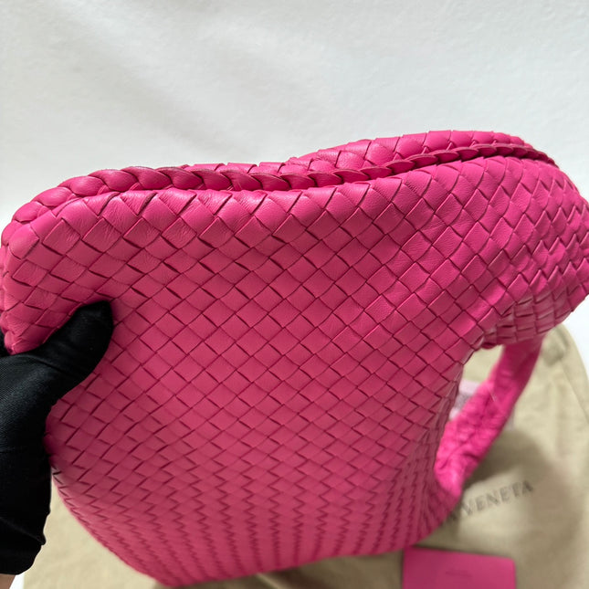 Sold Bottega Veneta Veneta Hobo Medium Fuchsia Pink Intrecciato Leather Bag 47cm