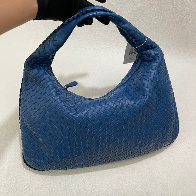 Sold Bottega Veneta Veneta Hobo Medium Blue Intrecciato Leather Bag 47cm