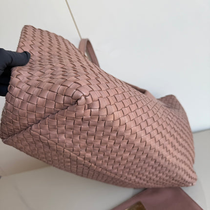 Sold Bottega Veneta Cabat Large Intreccio Leather Tote Bag Pink 42cm