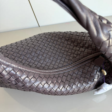 Bottega Veneta Veneta Intrecciato Hobo Bag Large Dark Chocolate Brown Lambskin leather 47cm