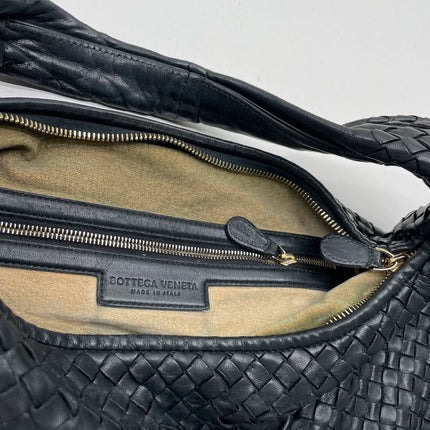 Sold Bottega Veneta Intrecciato Hobo Bag Medium Black Lambskin leather 45cm
