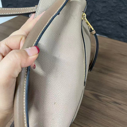 Sac bandoulière Loewe Puzzle Small sable beige et anse marron