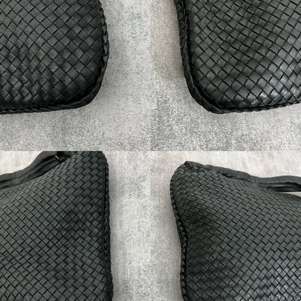 Bottega Veneta Veneta Hobo Maxi Black Leather 52cm