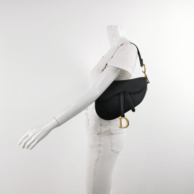 Dior Saddle 2020 Medium Grained Calfskin Leather Bag Black