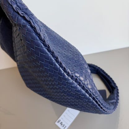 Bottega Veneta Veneta Hobo Maxi Navy Intrecciato Leather 51cm