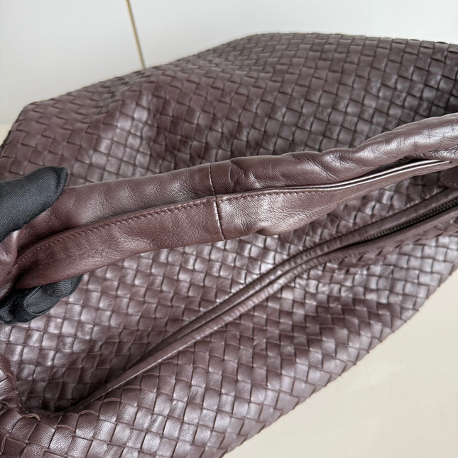 Bottega Veneta Hobo Maxi Dark Chocolate Brown leather 51cm