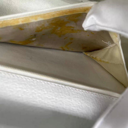 Gucci Bamboo 1947 Medium Vintage White Grained Leather With Strap