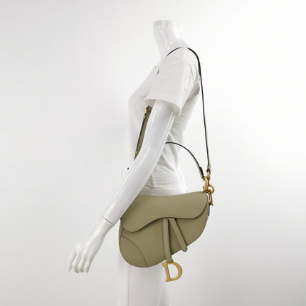 Dior Saddle Medium 2022 Mint Green Grained Leather Handbag with Leather Strap