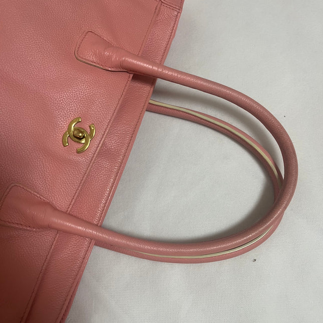 Chanel Cerf Executive Medium Pink Leather Handbag 35cm